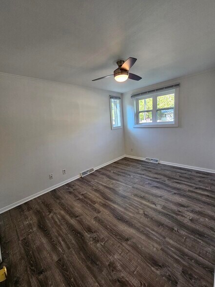Bedroom 2 - 4011 Buckingham Dr
