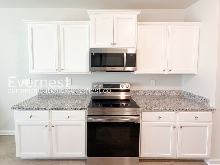 Building Photo - 1538 Persimmon Trce