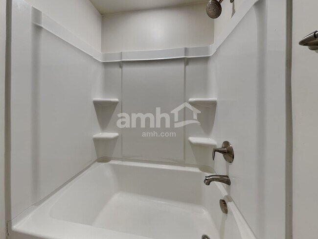 Building Photo - 3920 Riceland Pl