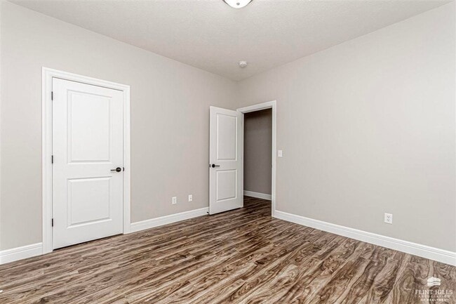Building Photo - Please View the 3D Virtual Walk Through Before Scheduling A Showing