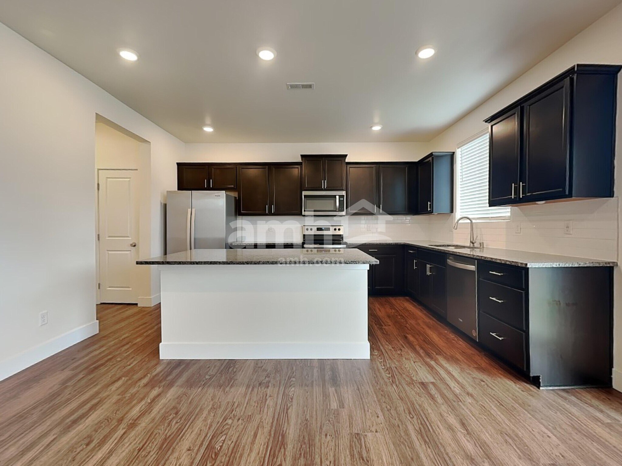 Building Photo - 19216 16th Ave Ct E