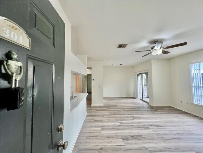 Building Photo - 13025 Sanctuary Cove Dr