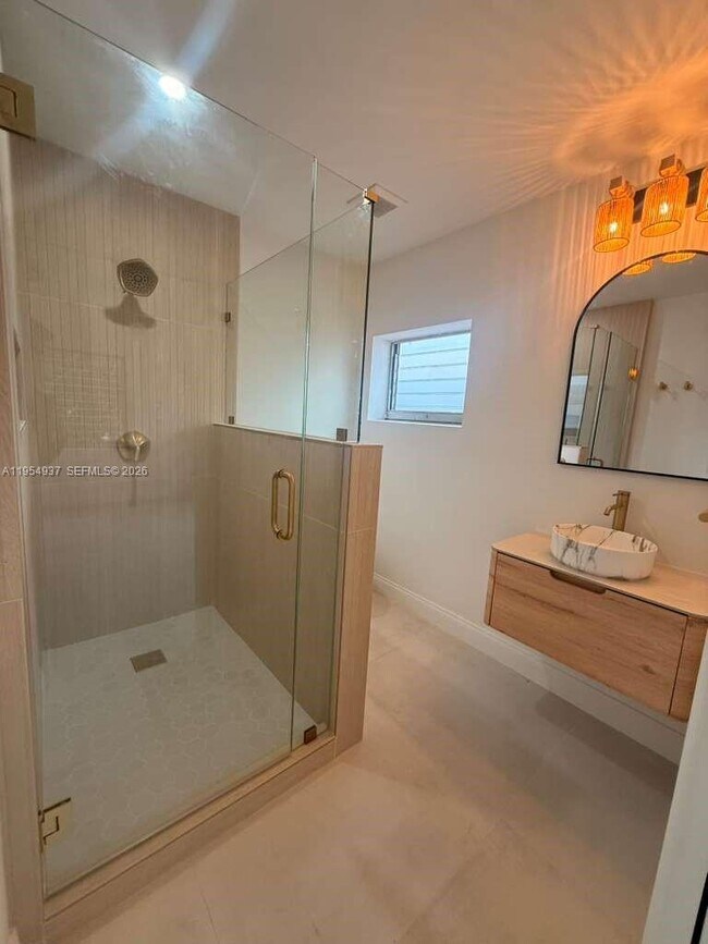 Building Photo - 525 Beacom Blvd