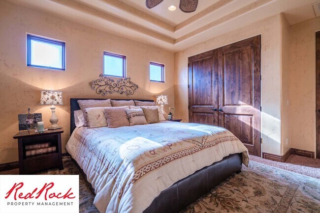 Building Photo - Incredible 4 Bedroom, 4 Bathroom FULLY FURNISHED Property in Entrada with a Private Pool!! 18 Mon...