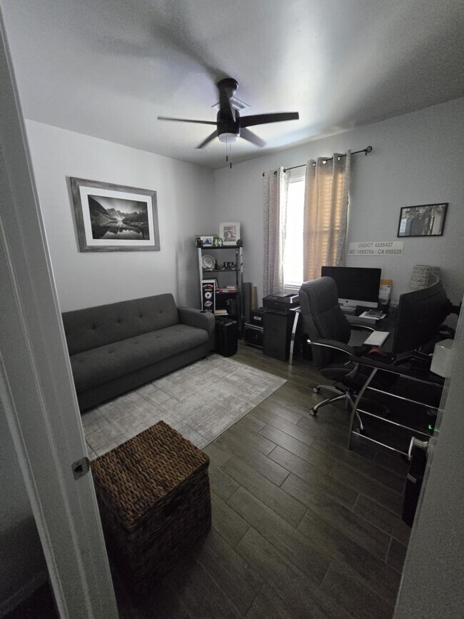 Building Photo - 4592 Latigo Dr