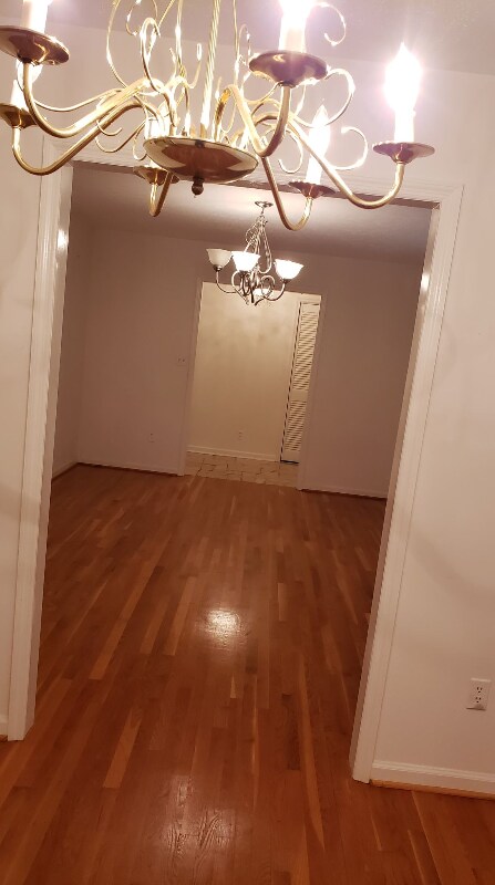 Building Photo - 280 Yeatts Rd