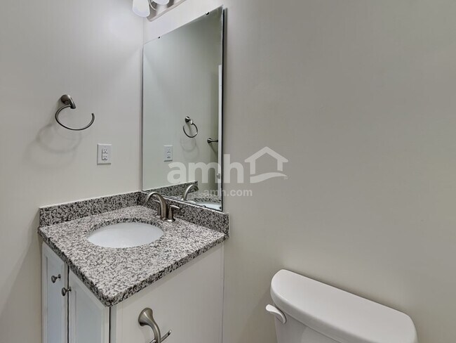 Building Photo - 3920 Riceland Pl