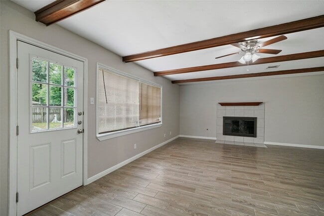 Building Photo - 643 Ames St