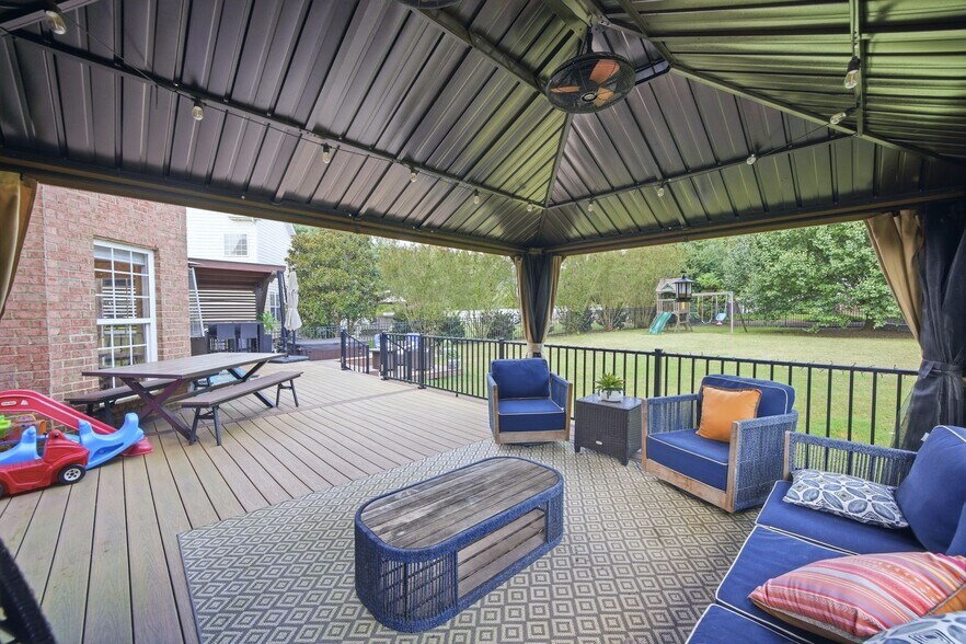 Building Photo - 6011 Latta Springs Cir