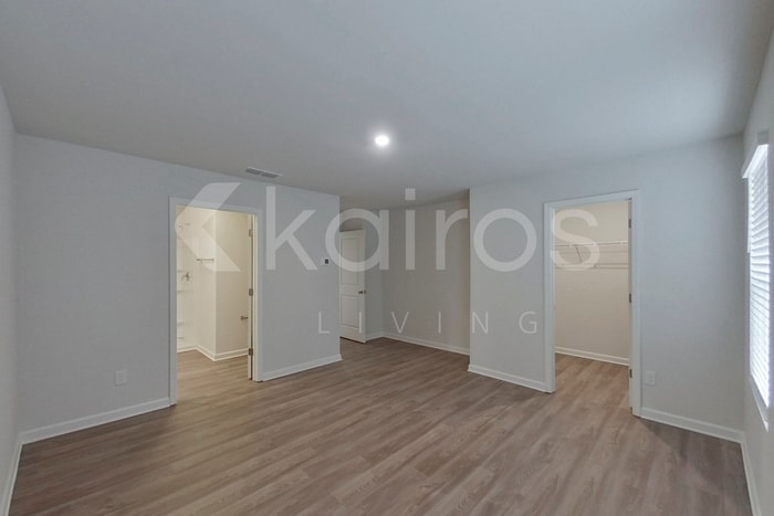 Building Photo - 528 Ivy Brook Way