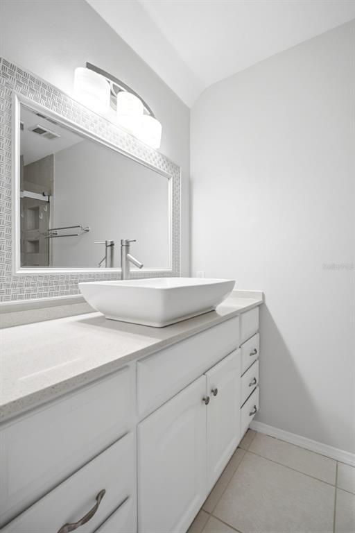 Building Photo - 2400 Feather Sound Dr