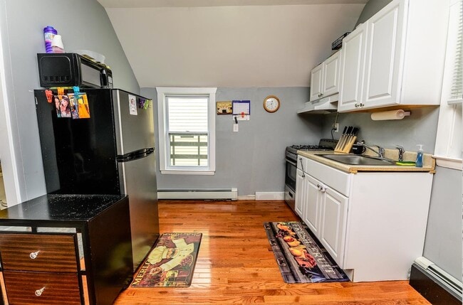 Building Photo - 82 Pacific Ave