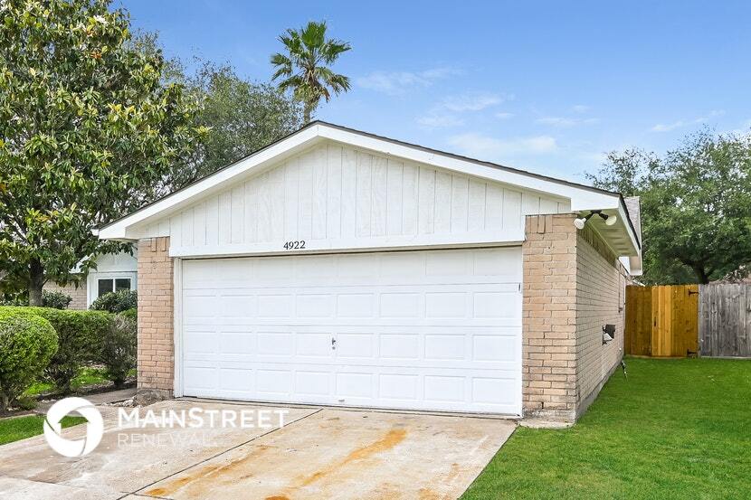 Building Photo - 4922 Crestway Dr
