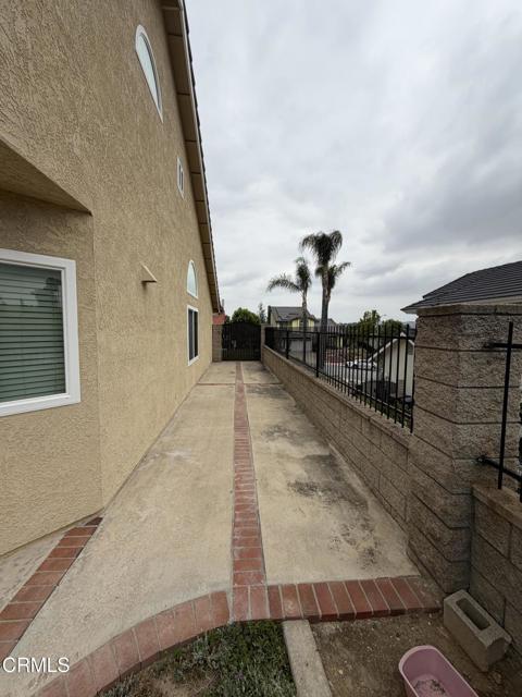 Building Photo - 1659 S Lost Trail Dr