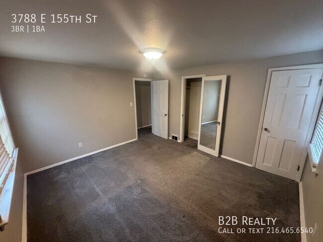 Building Photo - 3788 E 155th St