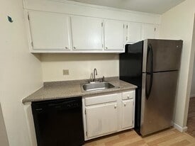 Building Photo - 5 Louisburg Square, 7