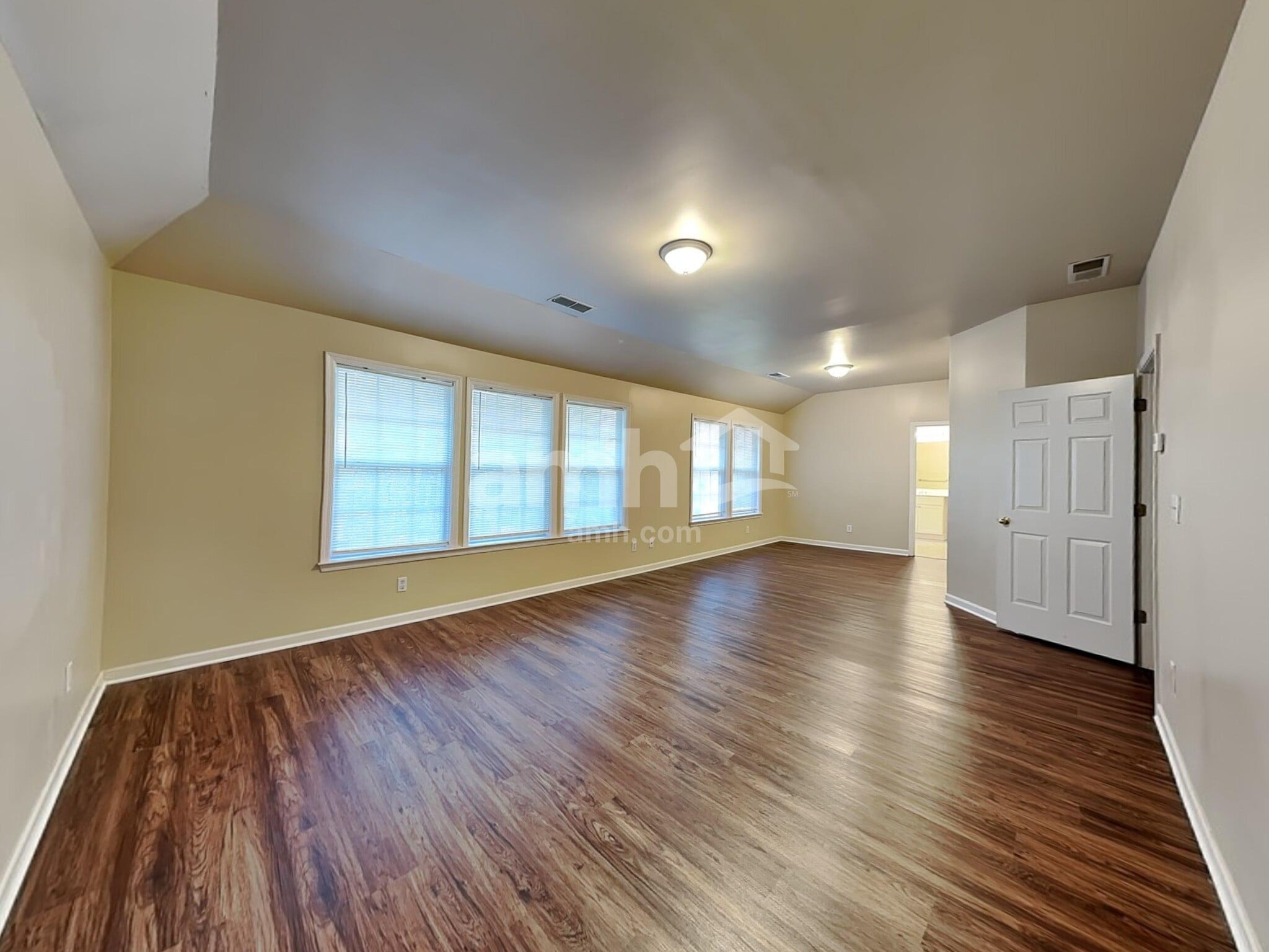 Building Photo - 2673 Blowing Wind Cir