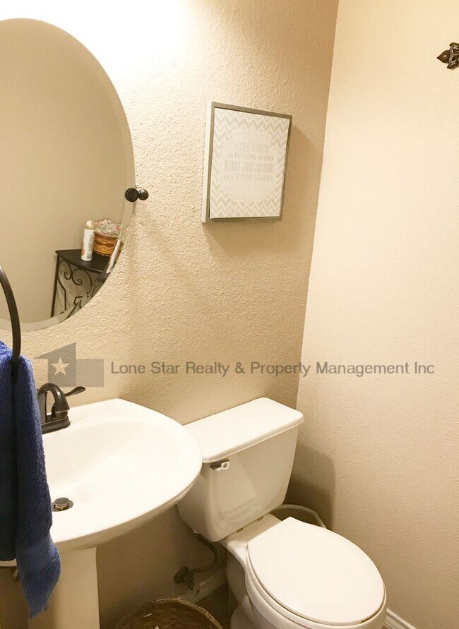 Building Photo - 4-Bedroom House for Rent in Harker Heights