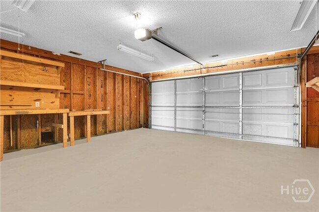 Building Photo - 39 Cordage Cir