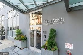 Building Photo - 2200 Arch StreetUnit 307