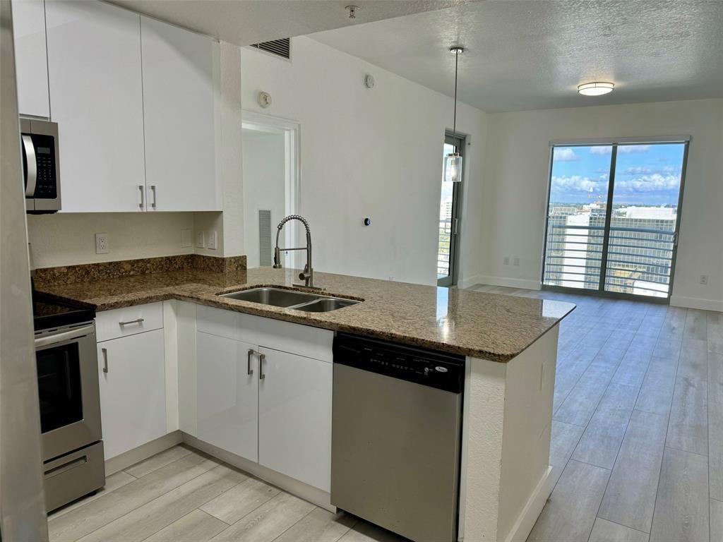Building Photo - 1830 Radius Dr