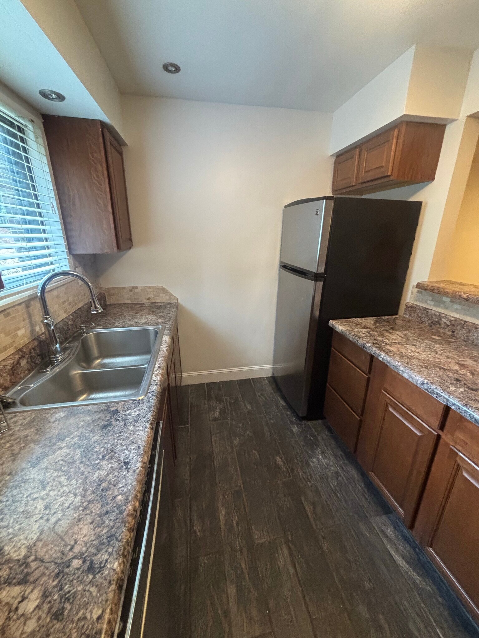 Building Photo - 94 Briarview Cir