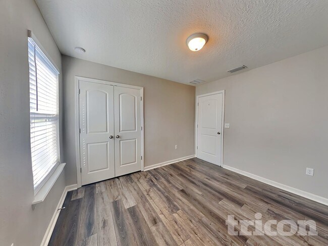 Building Photo - 3266 Hidden Meadows Ct