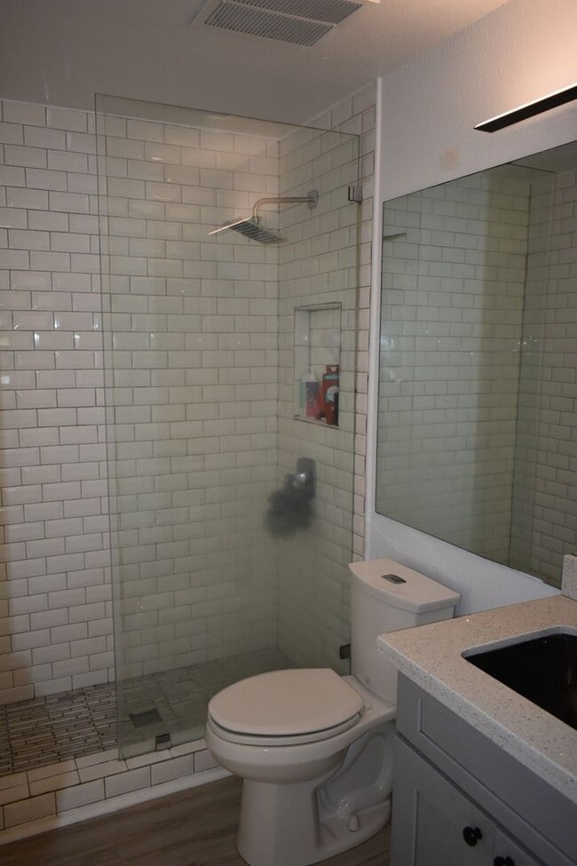 Building Photo - Kihei Villages - Unfurnished upstairs unit 2 bd/1.5 bath. Nicely remodeled.