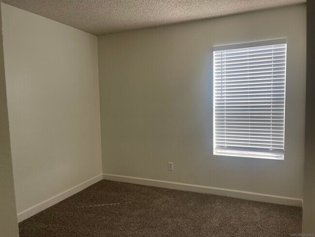 Building Photo - 9419 Fairgrove Ln
