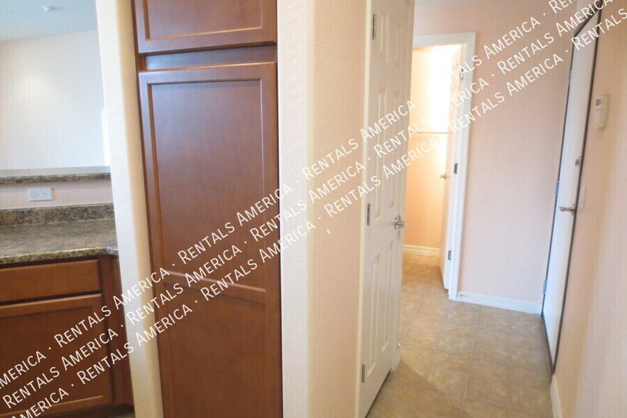 Building Photo - 16245 N 30th Pl