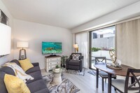 Building Photo - Harbor Square Condo
