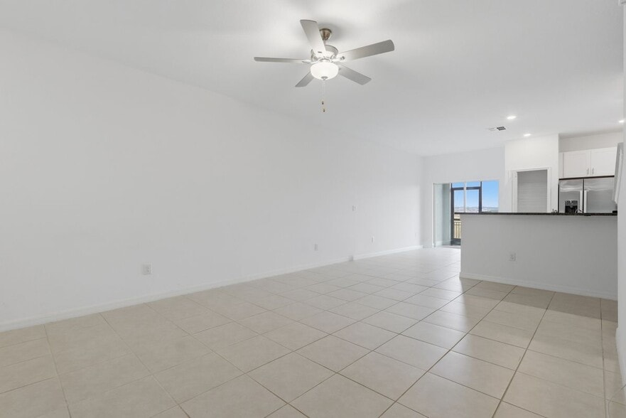 Building Photo - 32127 Powderpuff Mimosa Dr