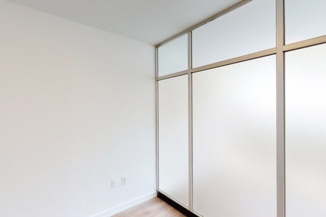 Floorplan - Interstate Flats