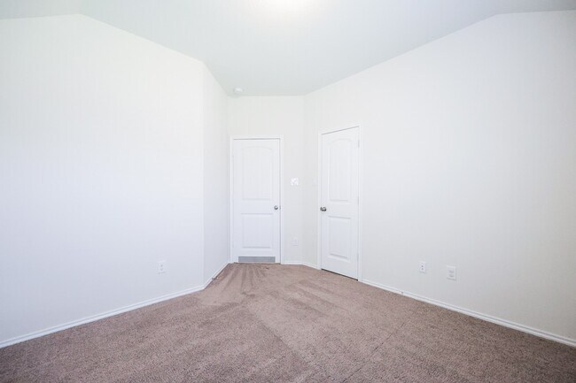 Building Photo - 9858 Copper Ranch Trail
