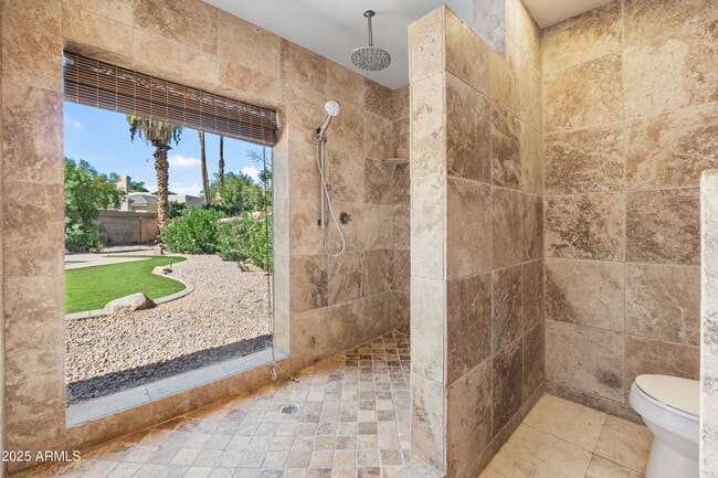 Building Photo - 8624 N Timberlane Dr