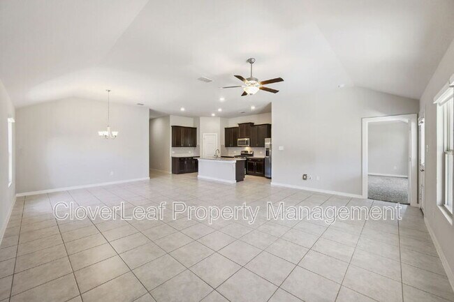Building Photo - 14923 Costa Leon