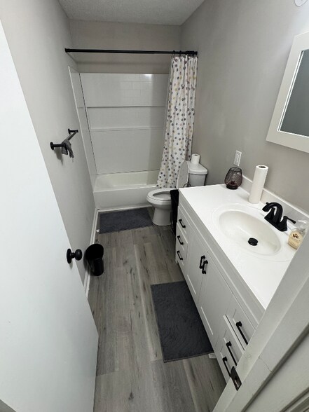 Building Photo - 95 Grove Creek Dr