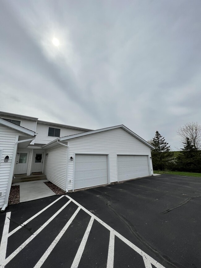 Building Photo - 1428 Glenn Pl