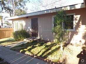 Building Photo - m422 - Haemmerle