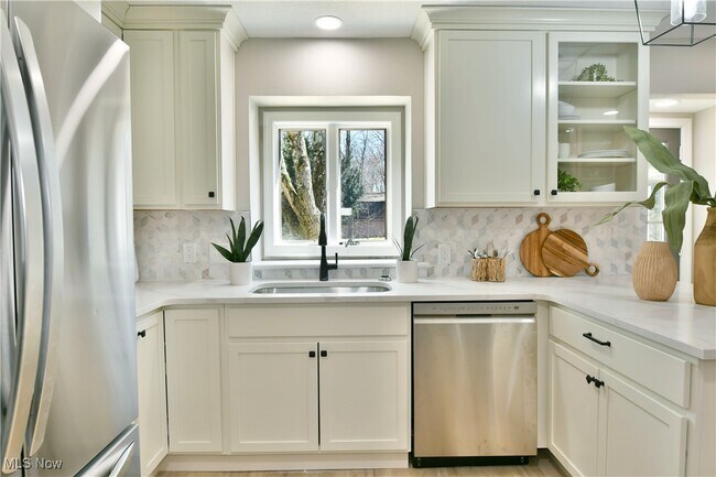 Building Photo - 4083 Arrel Rd