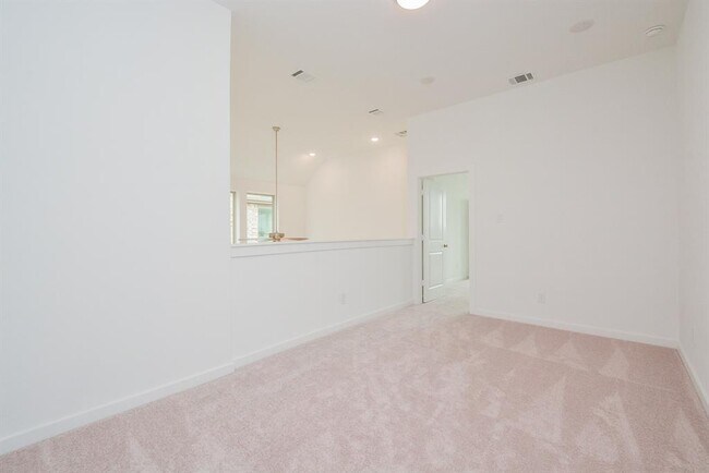 Building Photo - 6551 Scarlet Pond Ln