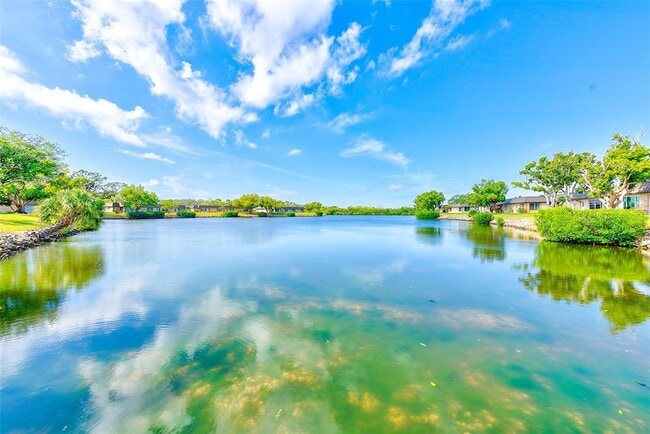 Building Photo - 4308 Summersun Dr