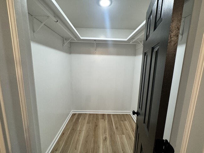 Building Photo - 4210 Waterwood Dr