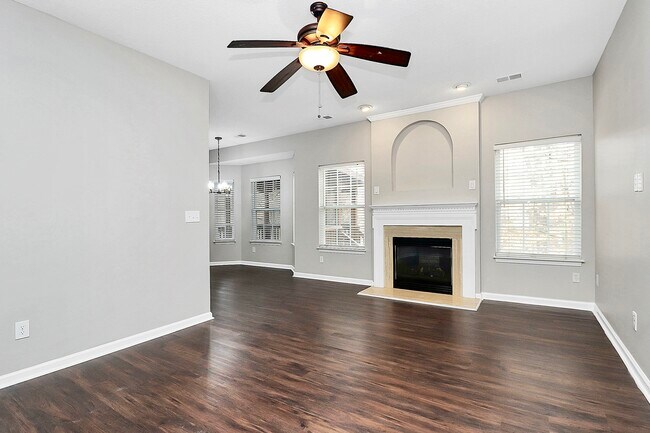 Building Photo - 6939 Brachnell View Dr