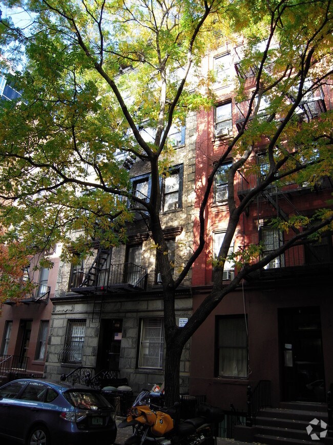 Primary Photo - 321 E 85th St