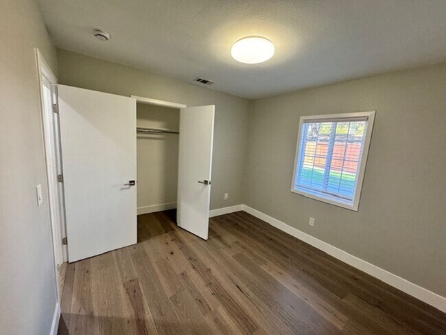 Building Photo - Beautiful Home / Concord CA