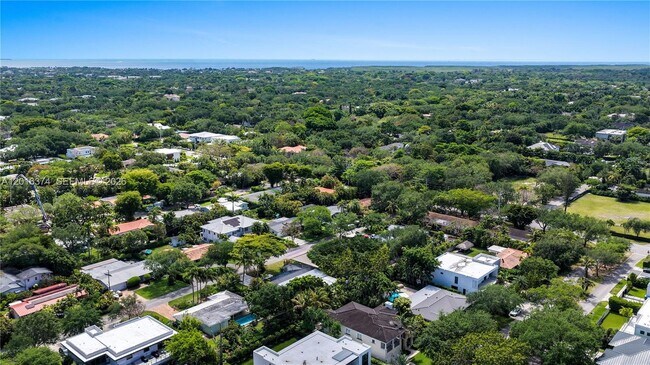 Building Photo - 7830 SW 53rd Pl