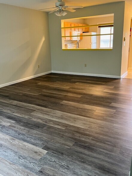 Building Photo - 38 Overlook Dr