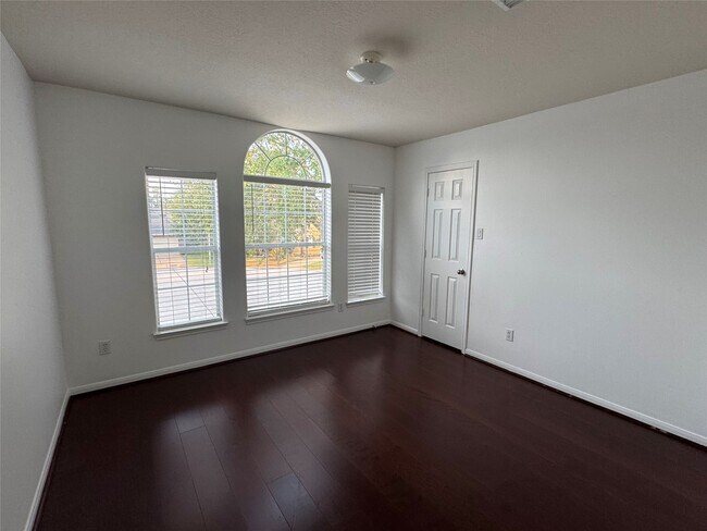 Building Photo - 6311 Auburn Terrace Ct