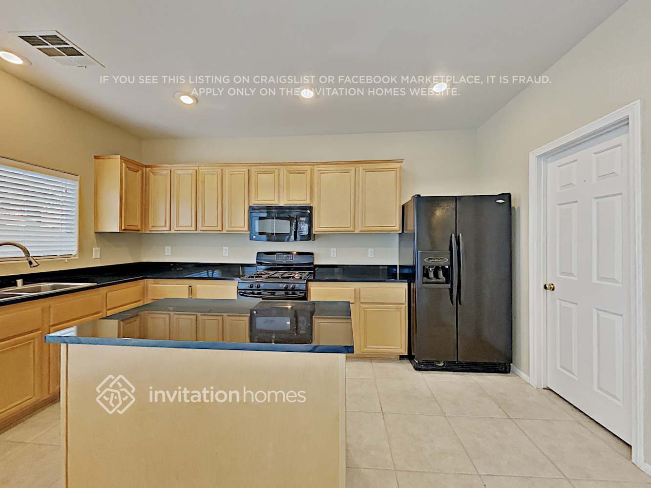 Building Photo - 8109 Mustang Hill Ct